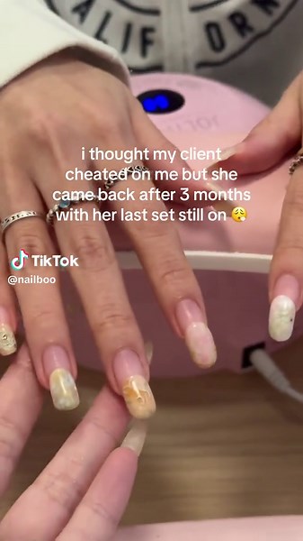 Dip Powder Nails: Stunning Designs and DIY Tips