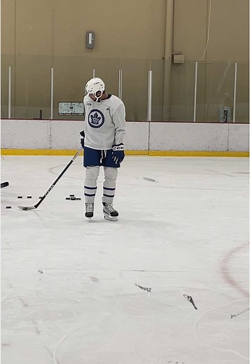 Wait a minute… this looks familiar #am34 #papi #mapleleafs #hockeytok #puck