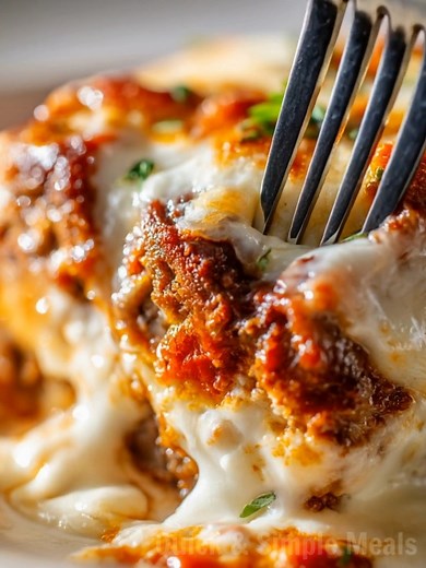 Cheesy loaded meatloaf casserole packed with hearty autumn flavors 🧀 Warm, comforting, and perfect for cozy fall dinners 🍂 #MeatloafCasserole #FallRecipes #AutumnCooking #CheesyGoodness #ComfortFood #CozyMeals Ingredients: Meat • 1 lb Ground beef Produce • 1 tsp Garlic powder • 1/2 Onion Refrigerated • 1 Egg Condiments • 1 cup Marinara sauce Baking & Spices • 1 tsp Pepper • 1 tsp Salt Bread & Baked Goods • 1 cup Breadcrumbs Dairy • 1/2 cup Cheddar cheese • 1/4 cup Milk • 1 cup Mozzarella chees