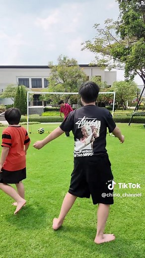 ทายนักเตะจากสโมสรและประเทศ