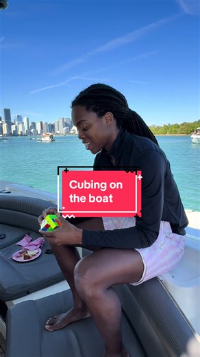 The tutorials will be a little slower today, but maybe I can this chance to introduce myself and say ✨ thank you✨ My name is Lili and I love Rubik cubing, systems, and financial freedom In a way, as many of you have mentioned, I do teach for a living. Usually, I teach people how to take their currents skills and experiences and create freedom-focused businesses, become entrepreneurs with time freedom, location freedom, and financial freedom. But just as much as online business is a part of my fi