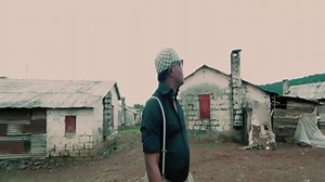 139K views · 7.2K reactions | Tous les HUMAINS sont des Frères de TERRE... Être NOIR est une Chance, Être NOIR n'est pas contraire de l'excellence.. Ecoutez bien les paroles Y'a presque 1 an que j'ai composé cette chanson.. Elle est à vous. #KoffiolomideVisionnaire | Koffi Olomide | Facebook