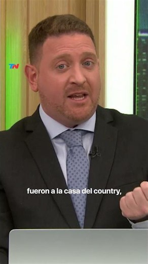 JONI VIALE EDITORIAL | "The bandit has come out of the closet"