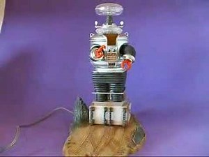 Robot Lost in Space B9