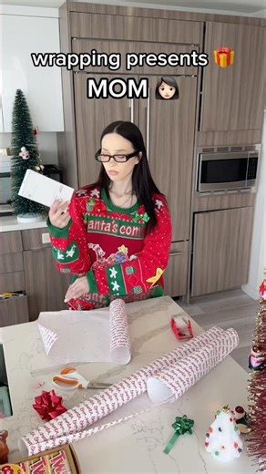 Are you ready for Christmas?🎄 #elsarca #tiktok