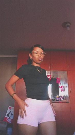 𝓛𝓲𝓽𝓱𝓪🦄 (@summer_lunn)’s videos with Taffyflexremix - Taffy$