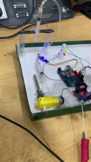 Smart Hydraulic Press Machine with Automated Control & Safety Features | Mechatronics Project