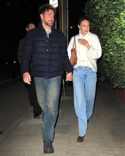 Gigi Hadid Shows Off Her Cake Decorating Skills With Cake Boss