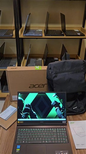 ACER Aspire 7 Pro A715-59G Kondisi Fulset Likenew Garansi 2027 10 jt nego Spesifikasi : - Processor. : 12th Generation Intel Core i5-12450H - Memory; 8GB DDR4 (1x8GB SO-DIMM) 1 Slot Kosong - Storage. : 512GB PCle NVMe M.2 SSD 1 Slot Kosong - Graphic Card. : NVIDIA GeForce RTX 3050 with 6GB of GDDR6 (MGP 75w) - Display: 15.6 inch Full HD IPS (1920 x 1080),144Hz refresh rate, IPS, 300nits Keyboard. : Single Zone (RGB) Wifi: Wi-Fi 6 & Bluetooth 5. Kita juga melayani cash dan credit via aplikasi (Ho