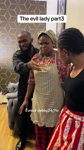 La lucha entre mujeres en 'La dama malvada parte 3'