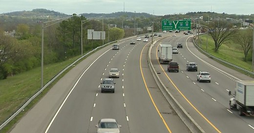 Lawmakers propose adding more consequences to distracted driving