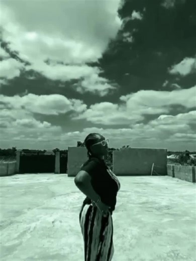 Ikebe No Super: Rema's Live Performance Highlights