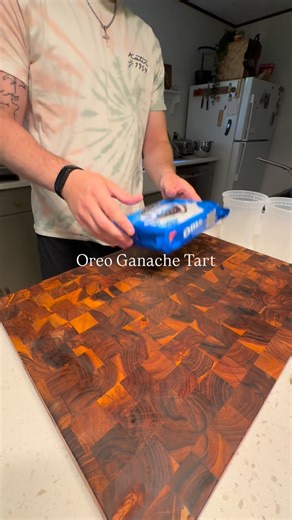 Oreo Ganache Tart 😮‍💨 Recipe ➡️https://provecho.co/mr.hollmilkeats #food #foodie #dessert #oreo #tart | Aaron Hollcraft