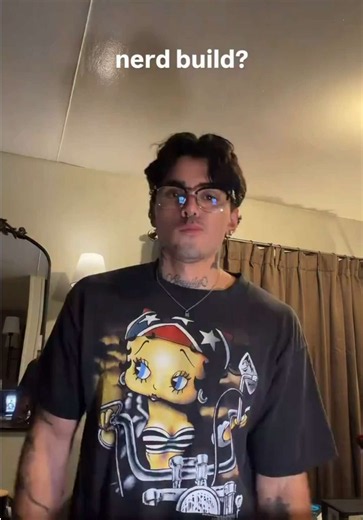 TikTok search tips: find sleeper builds on playboy building