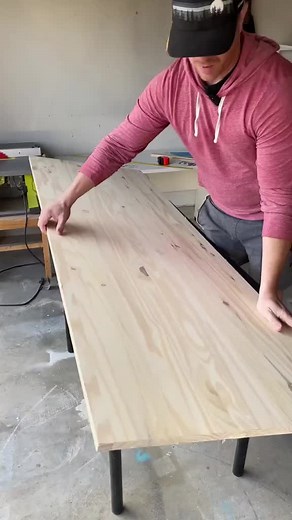 DIY Flow Wall Desk: Inspired by Robert van Embricqs