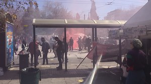 Athens: "Riots" & "protesters" as Syntagma Square turns into a movie set! (video-photos) - ProtoThema English