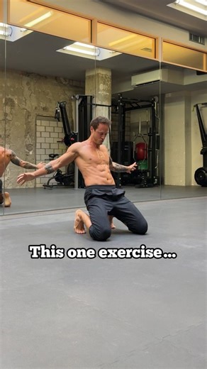 Bodyweight Workouts on Instagram: "Tag someone who should try this flow 🔥 @leo.moves I love to challenge the body to combine strength, coordination and mobility without the need of any equipment. Here’s my recommendation: 45 seconds of work, followed by 45 seconds of rest. Repeat for 2-5 rounds without stopping🙌🏼 You’re welcome 💪🏼 - - #workout #workoutinspiration #workouts #bodyweightworkout"