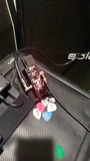 Smooth Flange with acoustic guitar through vintage clean amp.