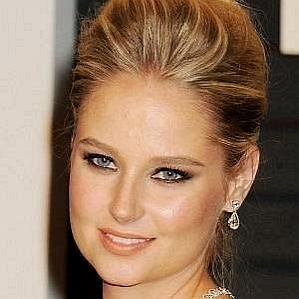 Genevieve Morton Boyfriend 2026: Dating History & Exes - CelebsCouples