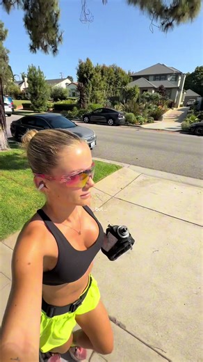 post-race week is actually tougher than race week !!! I said what I said !! I’ve honestly found it hard not to ride the high of the LA marathon, book 200 more races, get running straightaway BUT my body is soaking up the rest and I know it’s the best thing for me. Always wearing my @ShokzUK whether I’m racing, resting or training. They have their spring sale on rn! Up to 32% off !!! Races are calling though … 👀😎 #marathon #running #runningmotivation