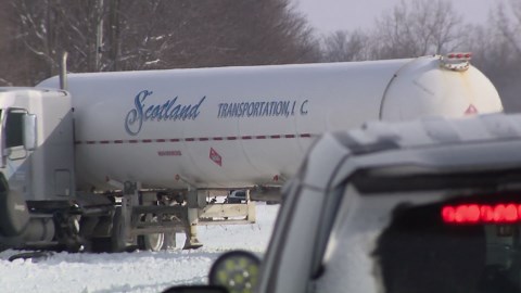 Jeep driver dies after T-bone crash with semi on US 24 in Huntington County