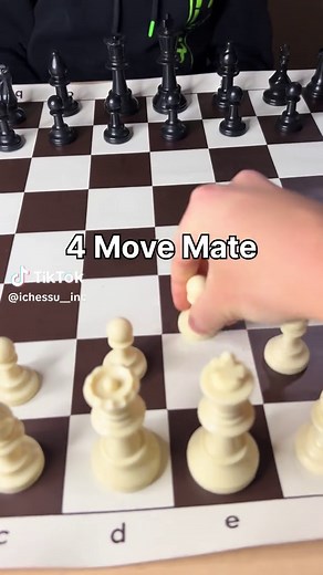 Nice little chess ♟️ trick using white pieces. #chess #chessgame #chesstok