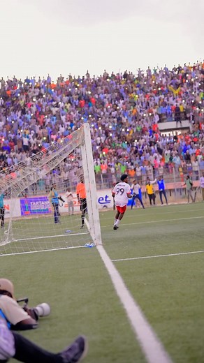 72K views · 1.6K reactions | Daawo rigoorayashii Warshiiq kaga adkatay Kaaraan | Shaataa Production | Facebook