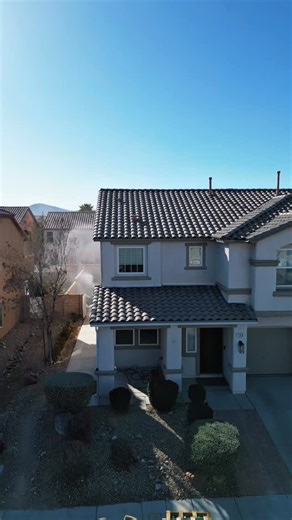 ✨ Wrapping up another Vegas backyard transformation! ✨ This week’s install features a custom diamond paver pattern cut directly into the turf for that rich, high-end look, a custom putting green, a raised fire pit seating area, and a raised planter wall to tie it all together clean and polished. If you’re ready to upgrade your backyard, head to BigBullyTurf.com to book your FREE consultation — and make sure you tell them Carla sent you! 📍 Las Vegas 🔥 Luxury design • Low maintenance • Built to 