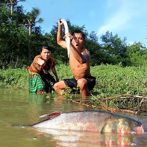 45K views · 855 reactions | Skills Catch Fish Season Spawning Fish And Cooking Fish Recipe - Eating Delicious 襤襤襤襤 | Survival Challenges | Facebook