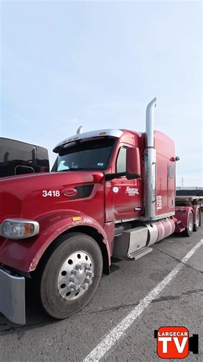 New Custom color matched slope nose Peterbilt pulling a 53ft flat. 👀