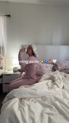 #morningroutine #morning #asmrsounds #asmrvideo #relaxingvideos @Ordolife @LaRochePosayUS @TheraBreath US @CeraVe @Owala @Euthymol US @New Balance @laneige_us @Kiehl's Since 1851 @Monarcaulje @Oner Active @Sol de Janeiro