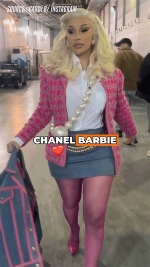 Cardi B showed up to cheer on her man Stefon Diggs in style! Rocking pink tweed and pearls, she's the ultimate game day queen! #CardiB #NFL #FamilyGoals | Sportskeeda Pro Football