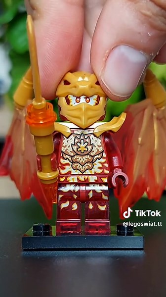 Kai Golden Dragon - Ninjago Crystalized Video