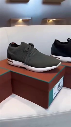 الحذاء الأكثر طلباً في Blue Store Kuwait