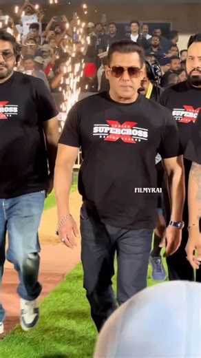 ꜱᴀʟᴍᴀɴ ᴋʜᴀɴ ʟᴏᴠᴇ ᴡɪᴛʜ ᴀʏᴇꜱʜᴀ ᴋʜᴀɴ 4ᴋ ʜᴀᴘᴘʏ ʟᴏᴠᴇ ᴡʜᴀᴛꜱᴀᴘᴘ ꜱᴛᴀᴛᴜꜱ #giveaway