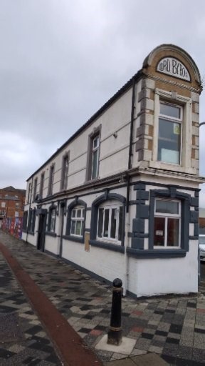The Lord Byron in Middlesbrough is one of the town's lost pubs but where the building still remains. What are your memories of the pub? Buy Last Orders! Middlesbrough's Lost & Historic Pubs with 20% off at www.heritageunlocked.com/shop/lastordersbook #fblifestyle #boro #middlesbrough #pubs #heritage | Heritage Unlocked