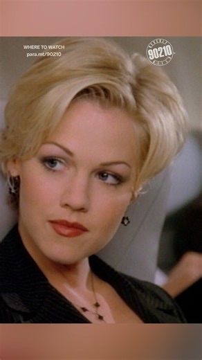 What's your major? Drivin' men wild? [EW.] #beverlyhills90210 Now Streaming on Paramount | Beverly Hills 90210