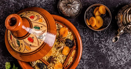 La vraie recette du couscous marocain à tester pour le Ramadan (et nos astuces pour bien le conserver)