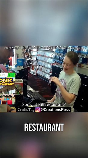 Ross Creations: GameStop Employee Catches Fake Game Seller #shorts