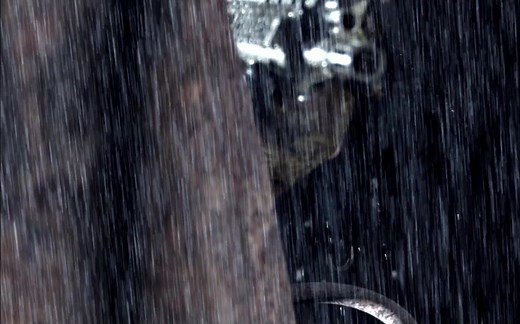 The Monsoon rain jackets keep you protected in extreme rain and ensures you stay dry at all times. Integrated air/pac® inserts in the shoulder area give you weight distribution, when you are carrying a plate carrier or a heavy backpack. Follow this link to gear up: http://bit.ly/2m62mlz | UF PRO