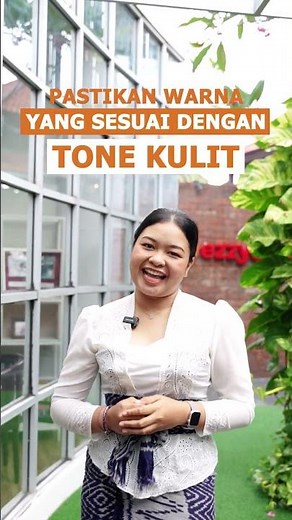the right way to wear Balinese traditional clothing