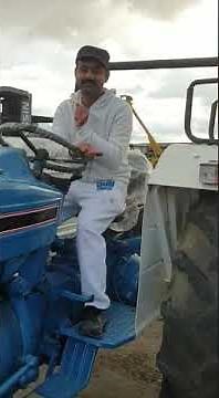 Ford tractor. 4610 model 1987. for sale. short video