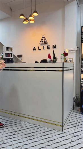 Discover Boneless Fashion from Alien Branded