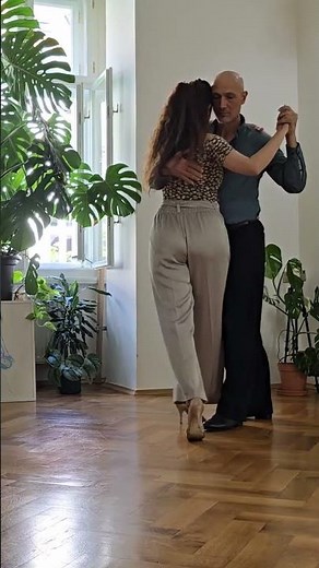Dancing Tango at Home | Barrio de Tango 5/5
