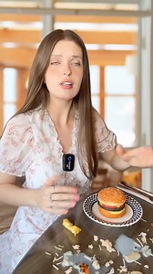 The restaurant has problems | English by Giovana