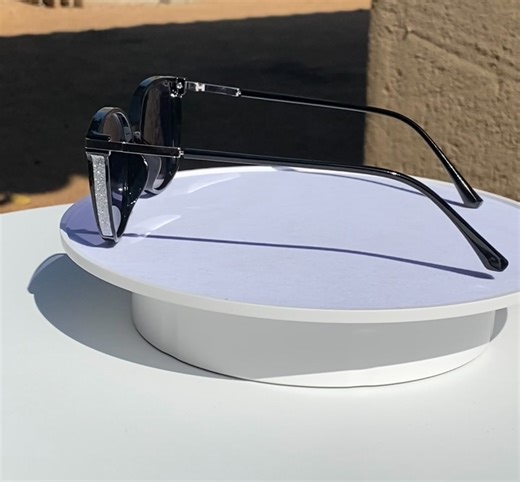 5.1K views · 104 reactions | The Queen Has been Restocked. This is how she looks when the lens turns dark under sunlight❤️殺 | Pula Spectrum Electronics | Facebook