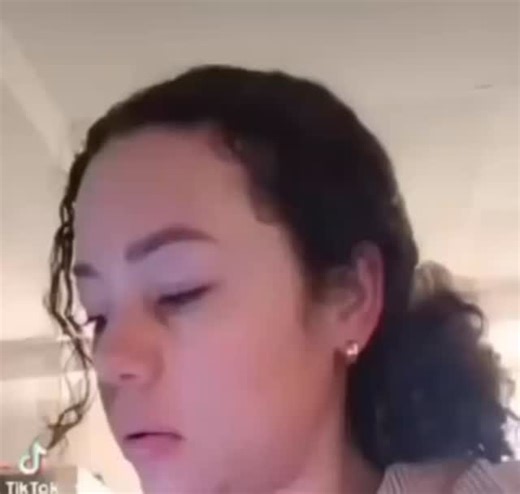 LlanoVision TvApure on Instagram: "Perú. Rocío Desire González Farias de 40 años, la venezolana asesinada con 6 impactos de bala delante de su hija de 10 años de edad, había dejado un vídeo donde advertía que si algo le sucedía, el culpable sería directamente su esposo Diómedes Abdon Maza Vergara de nacionalidad Peruana que ya la había amenazado de muerte. La Policía del Perú continúa con las investigaciones del suceso. Mientras tanto, Rocío deja dos niños en la orfandad, su pequeña hija de dos 