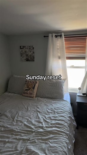 Sunday Reset: Enjoying a Clean Room