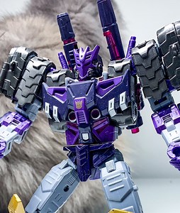18K views · 125 reactions | Transformers Legacy Tarn: The Fearsome Decepticon! #TransformersLegacy #Tarn #Decepticon #TransformersTarn #TransformersFans #LegacyCollection #TarnFigure #TransformersToys #ActionFigures #ToyPhotography #TransformersUniverse #TransformersCollectors #DecepticonLeader #TransformersFanatics #AutobotVsDecepticon | Chopper’s Toys | Facebook