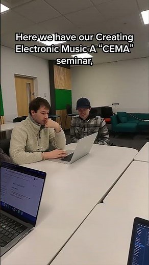 Day in the Life of a Creative Music Technology Student | University of Surrey